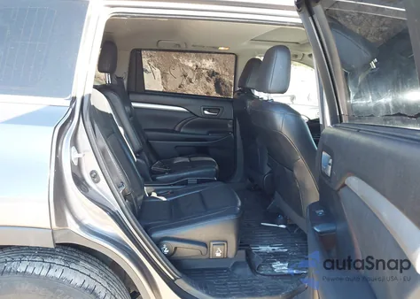 2015 Toyota Highlander Xle V6 from USA, damaged, VIN 5TDJKRFH8FS137824